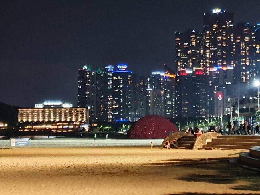 Ferienwohnung Haeundai Beach 1 Cho Busan Exterior foto